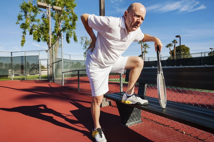 lombalgie tennisman traitement operation chirurgien specialiste sport dos rachis paris docteur patrick houvet philippe paillard